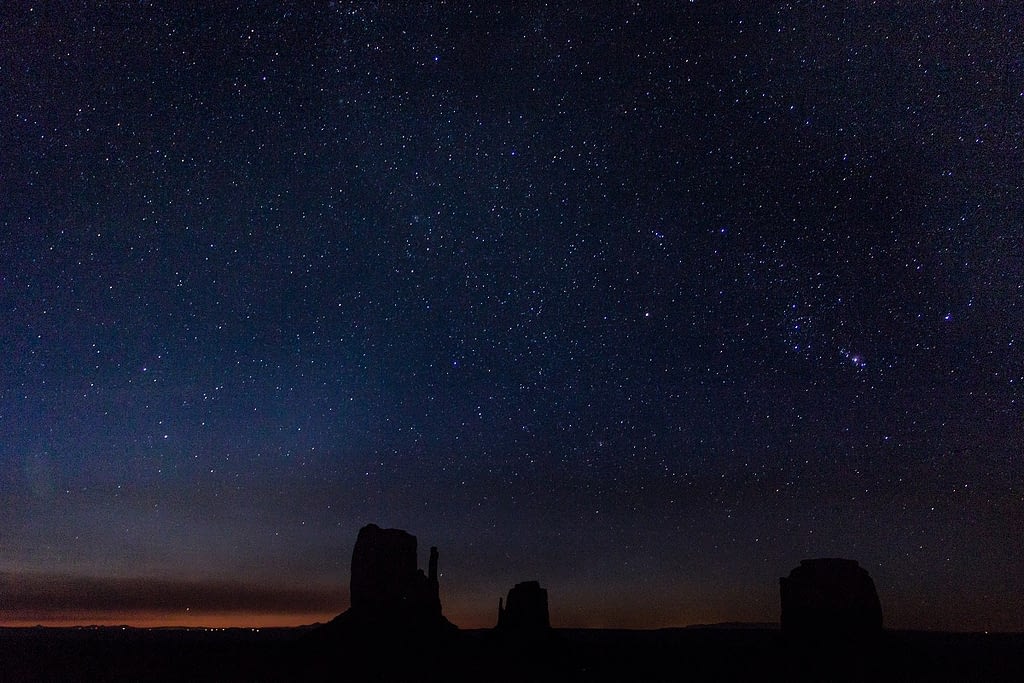 Monument Valley et les étoiles